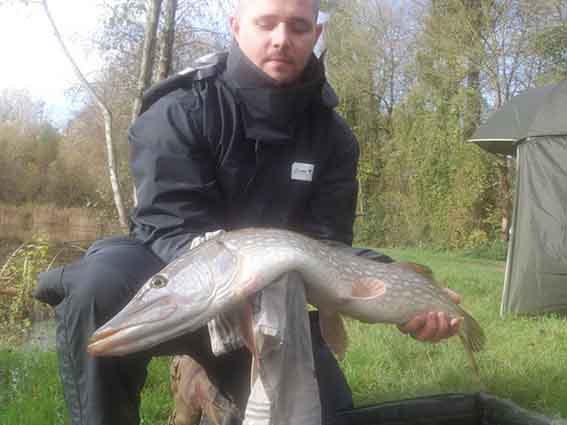 Pêche au lac du Der