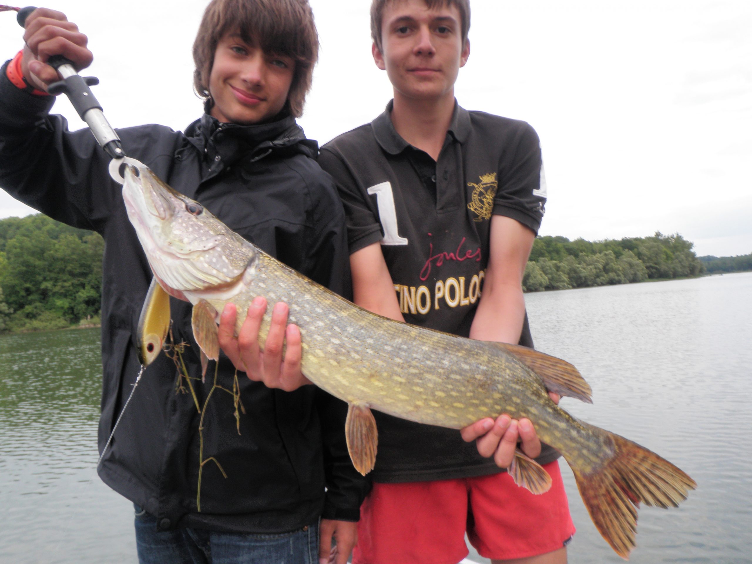 Stage de pêche aux carnassiers à Langres sur un lac de Haute-Marne